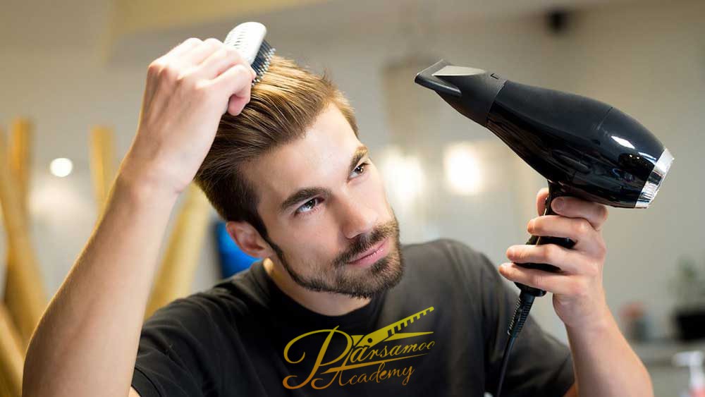 سشوار کشیدن موی مردانه