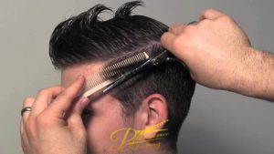 یادگیری مهارت در آموزشگاه آرایشگری مردانه شهر قدس